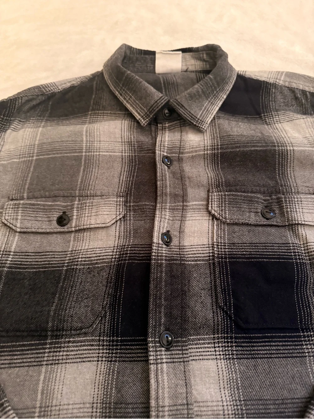 GAP - Black & Gray Plaid Flannel Shirt Kids Sz (XXL)